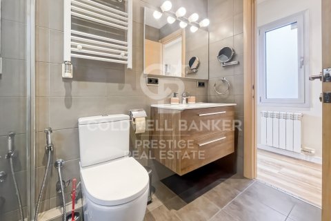 Ático de 1 dormitorio en venta en Barcelona, Cataluña, Spain № 7951 - foto 14