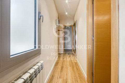 Ático de 1 dormitorio en venta en Barcelona, Cataluña, Spain № 7951 - foto 5