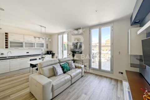 Ático de 1 dormitorio en venta en Barcelona, Cataluña, Spain № 7951 - foto 21