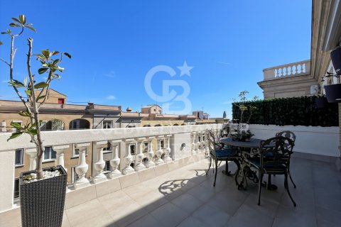 Ático de 1 dormitorio en venta en Barcelona, Cataluña, Spain № 7951 - foto 24