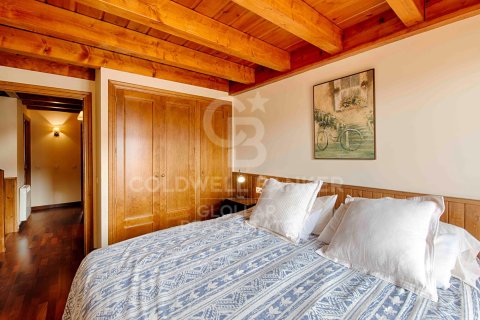 Сasa de 3 dormitorios en venta en Cataluña, Spain № 7956 - foto 22