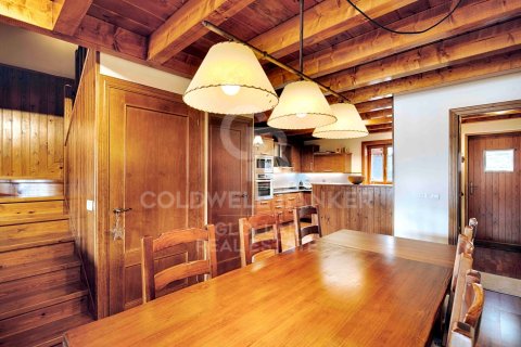 Сasa de 3 dormitorios en venta en Cataluña, Spain № 7956 - foto 13