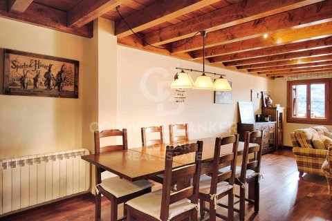 Сasa de 3 dormitorios en venta en Cataluña, Spain № 7956 - foto 8