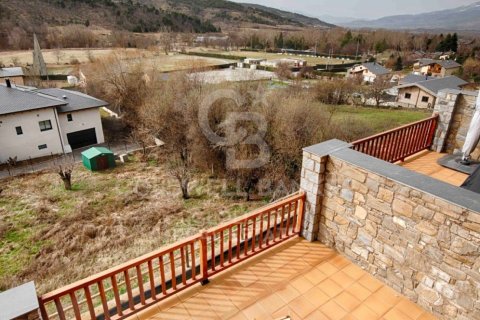 Сasa de 3 dormitorios en venta en Cataluña, Spain № 7956 - foto 19
