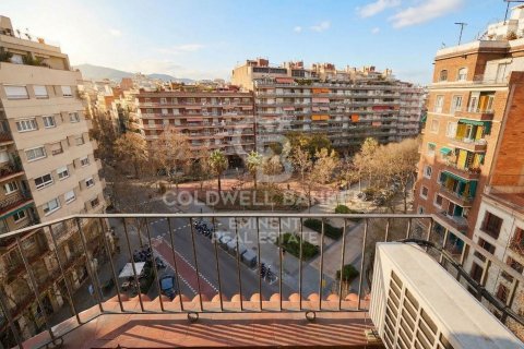 Ático de 2 dormitorios en venta en Barcelona, Cataluña, Spain № 7952