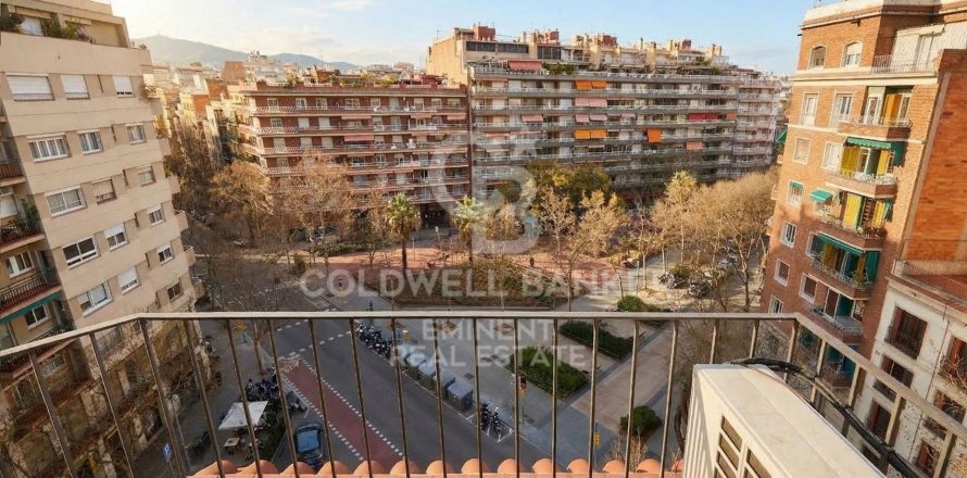 2 bedrooms penthouse for sale in Barcelona, Catalonia, Spain № 7952