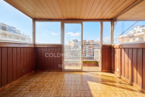 2 bedrooms penthouse for sale in Barcelona, Catalonia, Spain № 7952 - photo 18