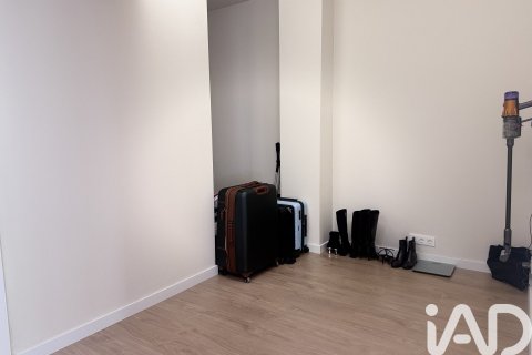 Apartamento de 3 dormitorios en alquiler en Barcelona, Cataluña, Spain № 8302 - foto 15