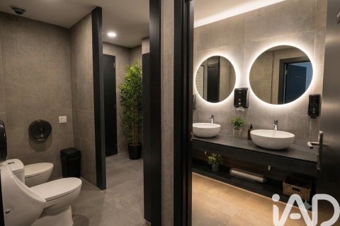 Снять в аренду кафе / ресторан в Бадалона, Испания 263м², № 8304 - фото 5