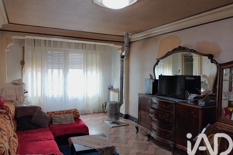 Сasa de 6 dormitorios en alquiler en Lérida, Cataluña, Spain № 8306 - foto 2