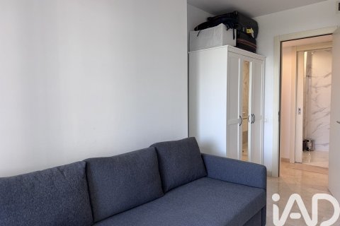 Apartamento de 2 dormitorios en alquiler en Barcelona, Cataluña, Spain № 8303 - foto 25
