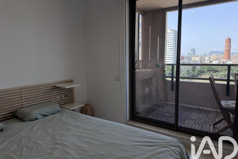 Apartamento de 2 dormitorios en alquiler en Barcelona, Cataluña, Spain № 8303 - foto 2