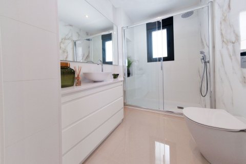 Купить дом в Льорет-де-Мар, Испания с 6 комнат, 340м², № 7185 - фото 3