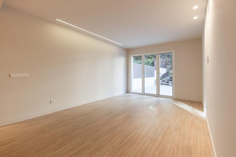 4 bedrooms apartment for sale in Barcelona, Catalonia, Spain № 7187 - photo 26