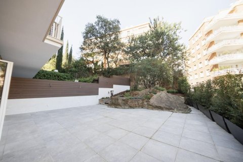 4 bedrooms apartment for sale in Barcelona, Catalonia, Spain № 7187 - photo 27