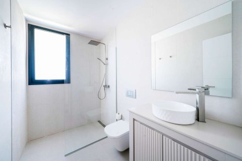Купить дом в Льорет-де-Мар, Испания с 4 комнаты, 330м², № 7186 - фото 2