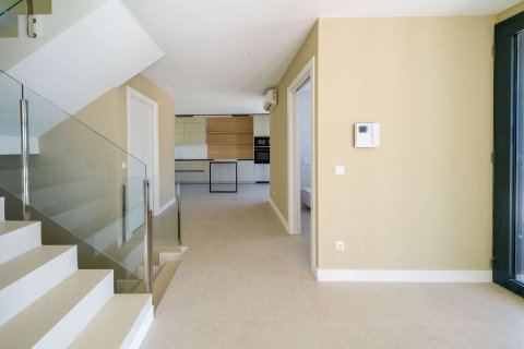 Купить дом в Льорет-де-Мар, Испания с 4 комнаты, 330м², № 7186 - фото 16