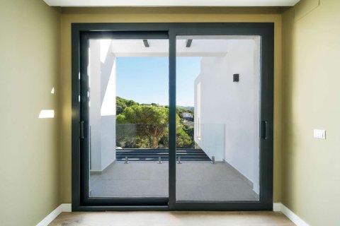 Купить дом в Льорет-де-Мар, Испания с 4 комнаты, 330м², № 7186 - фото 3
