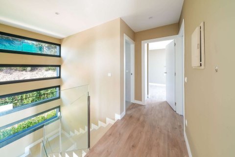 Купить дом в Льорет-де-Мар, Испания с 4 комнаты, 330м², № 7186 - фото 8