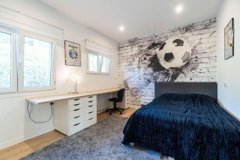 Купить дом в Льорет-де-Мар, Испания с 7 комнат, 423м², № 7184 - фото 9