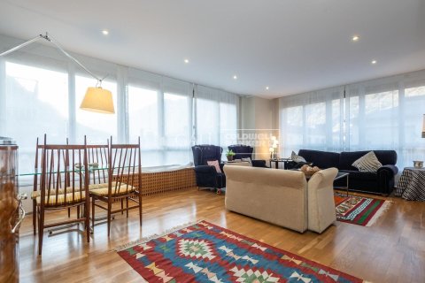 Apartamento de 4 dormitorios en venta en Principado De Andorra (Ninguna Poblacion Tiene C.P.), Lérida, Cataluña, Spain № 7733 - foto 21