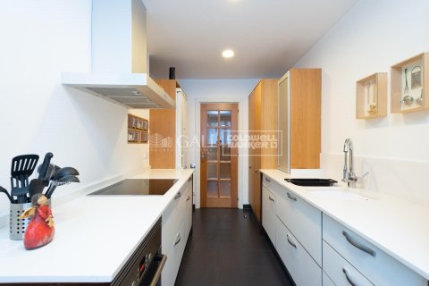 Apartamento de 4 dormitorios en venta en Principado De Andorra (Ninguna Poblacion Tiene C.P.), Lérida, Cataluña, Spain № 7733 - foto 18