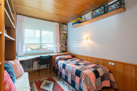 Apartamento de 4 dormitorios en venta en Principado De Andorra (Ninguna Poblacion Tiene C.P.), Lérida, Cataluña, Spain № 7733 - foto 13