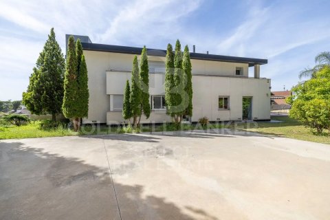 Villa de 5 dormitorios en venta en Cerdanyola del Vallès, Barcelona, Cataluña, Spain № 7738 - foto 30