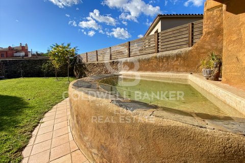 Сasa de 3 dormitorios en venta en Palau-saverdera, Gerona, Cataluña, Spain № 7739 - foto 3