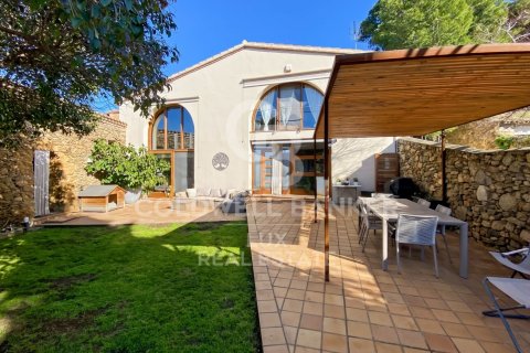 Сasa de 3 dormitorios en venta en Palau-saverdera, Gerona, Cataluña, Spain № 7739
