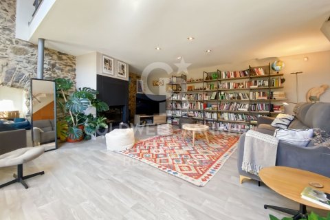 Сasa de 3 dormitorios en venta en Palau-saverdera, Gerona, Cataluña, Spain № 7739 - foto 26