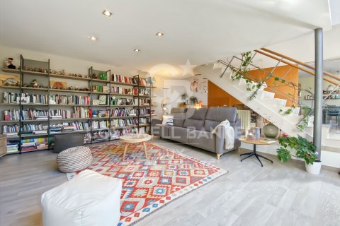 Сasa de 3 dormitorios en venta en Palau-saverdera, Gerona, Cataluña, Spain № 7739 - foto 29