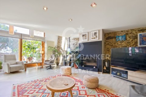 Сasa de 3 dormitorios en venta en Palau-saverdera, Gerona, Cataluña, Spain № 7739 - foto 25