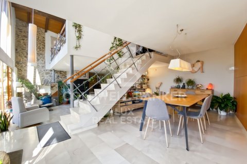 Сasa de 3 dormitorios en venta en Palau-saverdera, Gerona, Cataluña, Spain № 7739 - foto 24