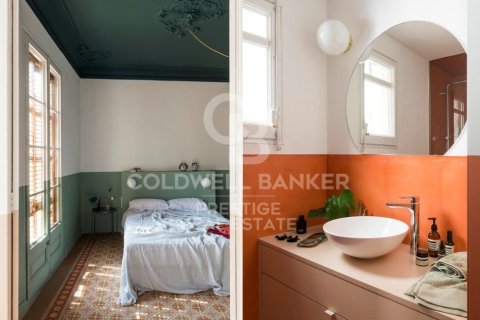 Apartamento de 2 dormitorios en venta en Barcelona, Cataluña, Spain № 5546 - foto 7