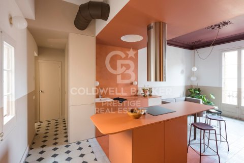 Apartamento de 2 dormitorios en venta en Barcelona, Cataluña, Spain № 5546 - foto 5