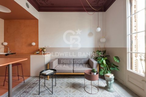 Apartamento de 2 dormitorios en venta en Barcelona, Cataluña, Spain № 5546