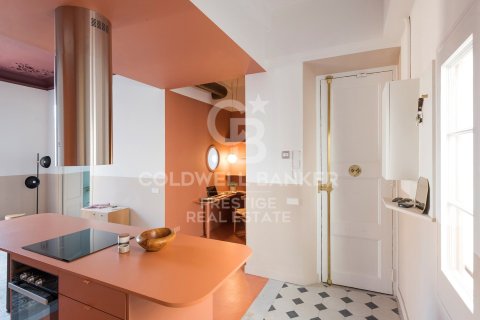 Apartamento de 2 dormitorios en venta en Barcelona, Cataluña, Spain № 5546 - foto 4
