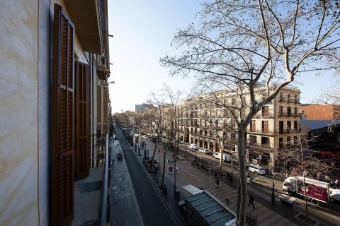 2 bedrooms apartment for sale in Ciutat Vella, Barcelona, Catalonia, Spain № 2463 - photo 16