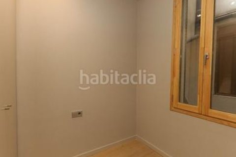 2 bedrooms apartment for sale in Ciutat Vella, Barcelona, Catalonia, Spain № 2461 - photo 6