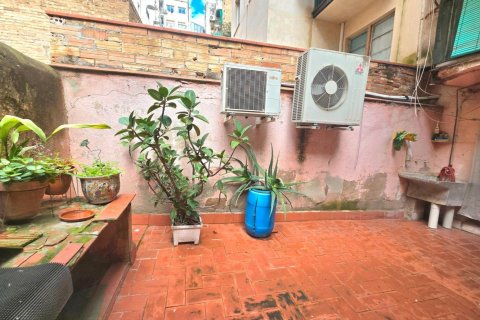 250 sq.m. commercial property for sale in Sants-Montjuic, Barcelona, Catalonia, Spain № 2459 - photo 5