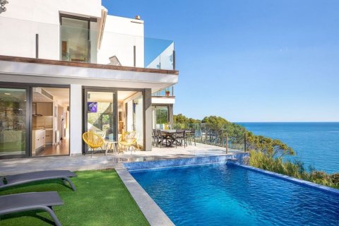 Сasa de 5 dormitorios en venta en Begur, Gerona, Cataluña, Spain № 7091 - foto 3