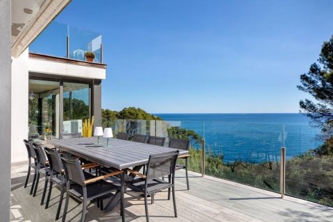 Сasa de 5 dormitorios en venta en Begur, Gerona, Cataluña, Spain № 7091 - foto 2