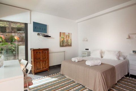 Сasa de 5 dormitorios en venta en Begur, Gerona, Cataluña, Spain № 7091 - foto 21