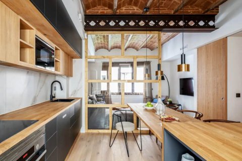 3 bedrooms apartment for sale in Barcelona, Catalonia, Spain № 3865 - photo 2
