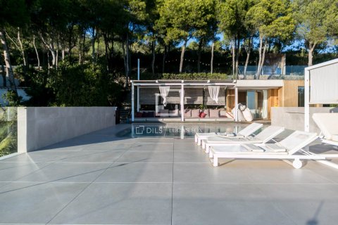 Villa de 6 dormitorios en venta en Castelldefels, Barcelona, Cataluña, Spain № 3867 - foto 6