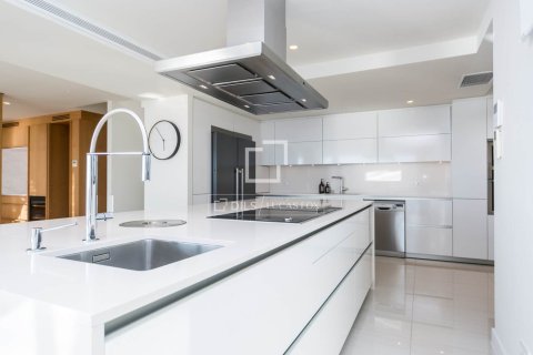 Villa de 6 dormitorios en venta en Castelldefels, Barcelona, Cataluña, Spain № 3867 - foto 17