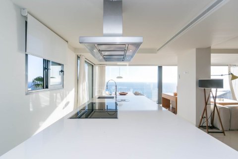 Villa de 6 dormitorios en venta en Castelldefels, Barcelona, Cataluña, Spain № 3867 - foto 21