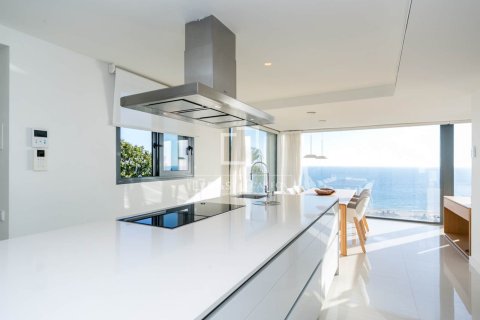 Villa de 6 dormitorios en venta en Castelldefels, Barcelona, Cataluña, Spain № 3867 - foto 22