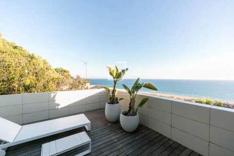 Villa de 6 dormitorios en venta en Castelldefels, Barcelona, Cataluña, Spain № 3867 - foto 9